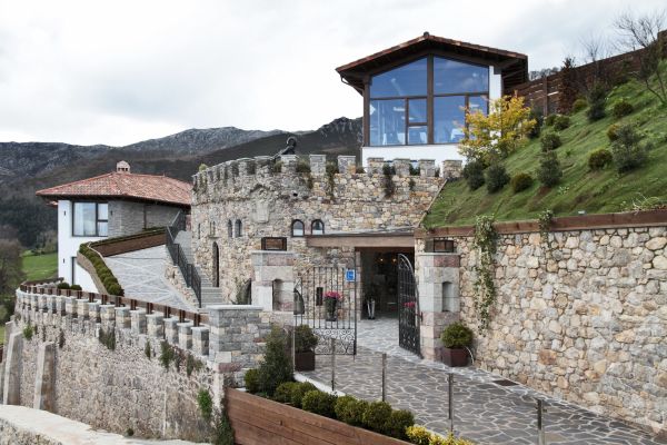 Puebloastur Eco Resort Wellness & Spa (Parres)